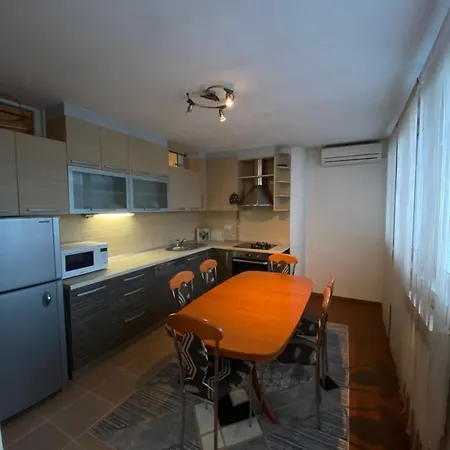 Zagrebacka 24 Apartment